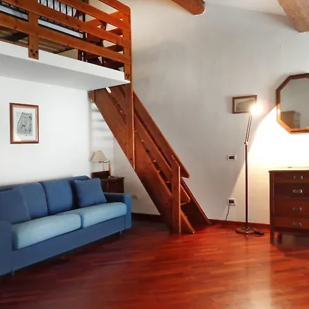 アパートホテル ロカンダ デラ ビシア 3*