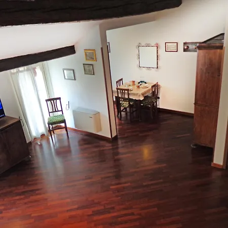 ロカンダ デラ ビシア アパートホテル フェラーラ