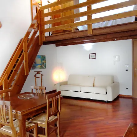 アパートホテル ロカンダ デラ ビシア 3*