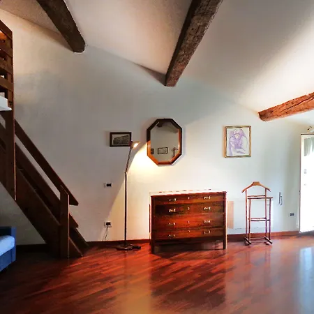 アパートホテル ロカンダ デラ ビシア