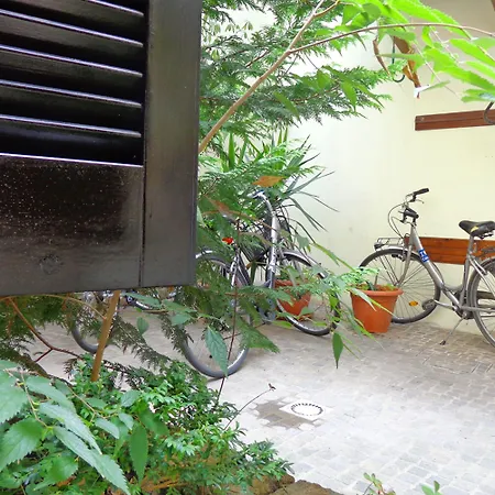 ロカンダ デラ ビシア 3* フェラーラ