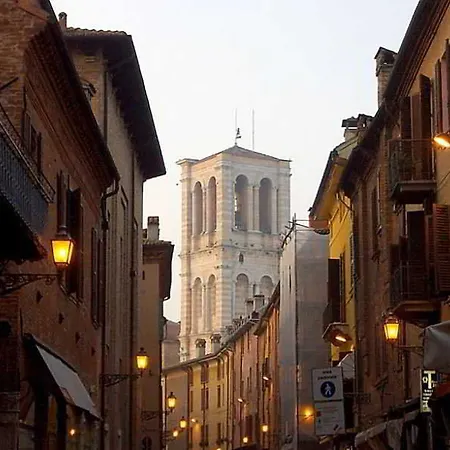 ロカンダ デラ ビシア アパートホテル 3*