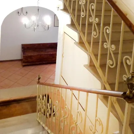 ロカンダ デラ ビシア 3*