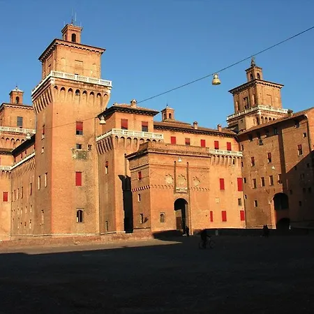 Della Biscia 3* Феррара