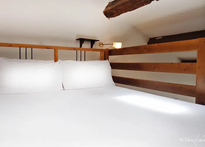 アパートホテル ロカンダ デラ ビシア